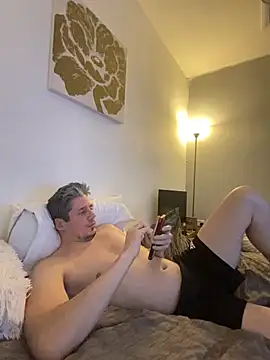 shyandchilling online show from April 19, 6:10 pm