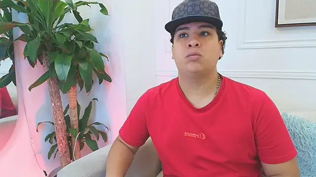 Naim Bennetsex online show from December 5, 6:48 pm