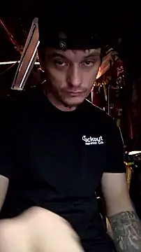 twistafatpipe online show from September 10, 5:17 am