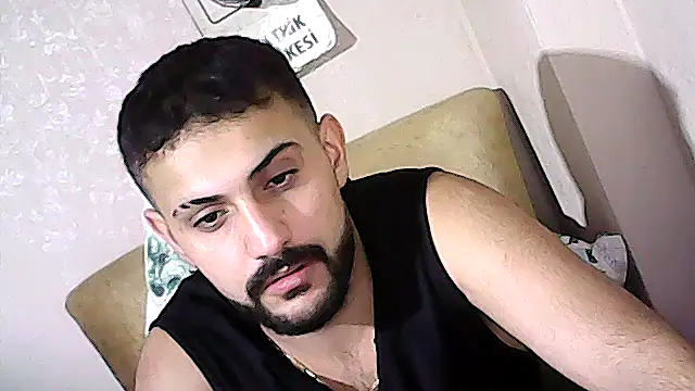 Muratcan33 online show from December 2, 1:20 am