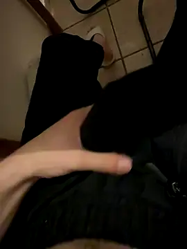 Snapshot of Dicksxd chatting on September 21, 7:58 pm Dicksxd online show from September 21, 7:58 pm