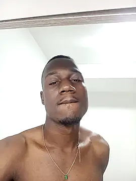 Snapshot of Bergamota23 chatting on October 16, 11:57 pm Bergamota23 online show from October 16, 11:57 pm