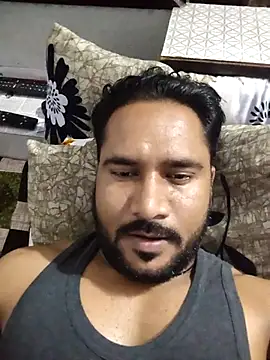 Snapshot of VijayLover69 chatting on October 31, 5:27 pm VijayLover69 online show from October 31, 5:27 pm