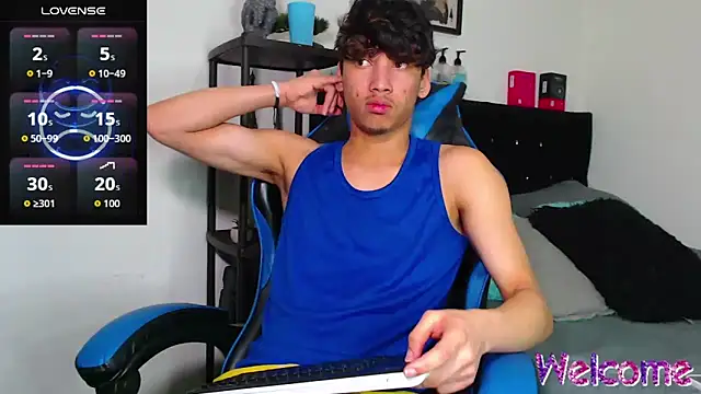 Gael Jones online show from November 21, 11:26 pm