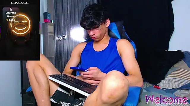 Gael Jones online show from December 20, 4:08 am