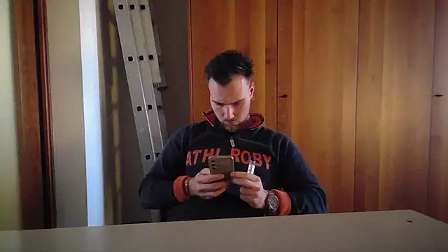 mrlyuis online show from February 17, 2:05 pm