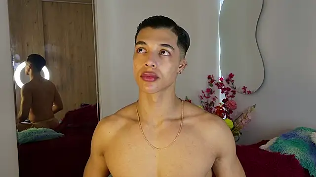 Troye Williams online show from March 24, 12:43 pm