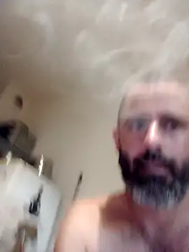 Snapshot of whatYwantMorrre chatting on October 7, 3:49 pm whatYwantMorrre online show from October 7, 3:49 pm