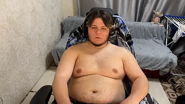 desiredude9 online show from September 15, 7:15 pm