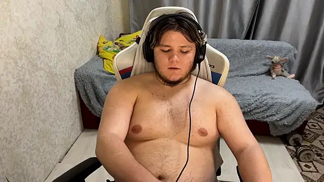 desiredude9 online show from September 19, 9:03 pm