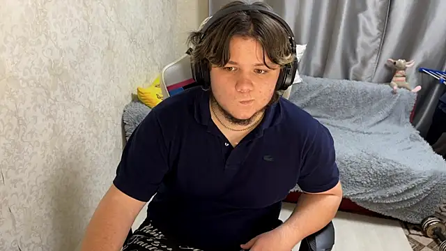 desiredude9 online show from October 6, 6:34 pm