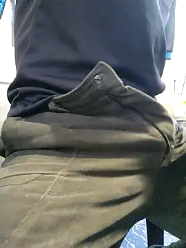 anggllaaa online show from December 2, 3:42 am