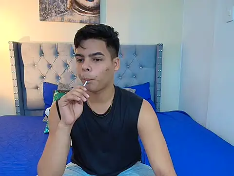 stewart mateo  online show from October 3, 1:54 am