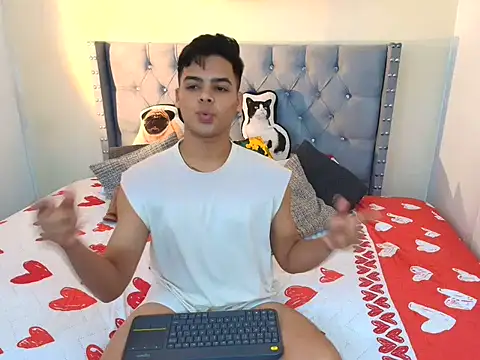 stewart mateo  online show from September 29, 3:49 am