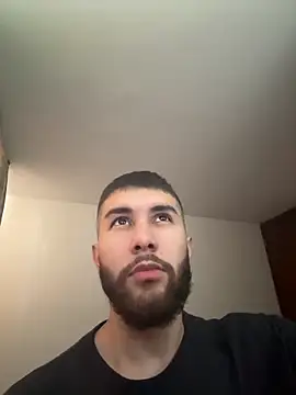 Diicaprio69 online show from October 3, 9:31 pm