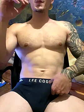 fronkie9384 online show from September 8, 8:30 pm