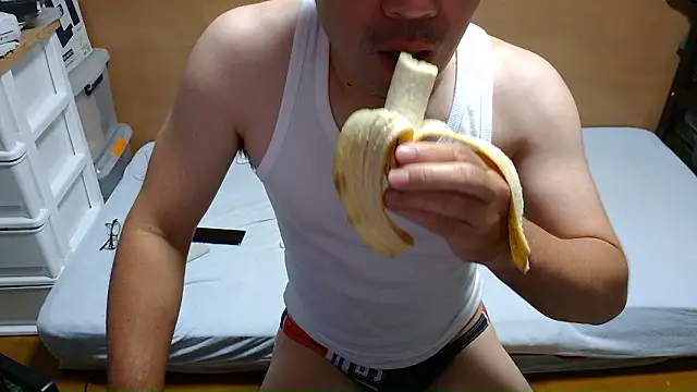 erosuke9 online show from October 1, 8:35 pm