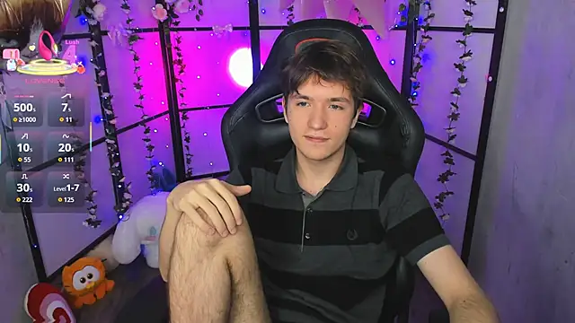 Snapshot of Ethan_Rivers chatting on September 26, 6:11 am Ethan Rivers online show from September 26, 6:11 am