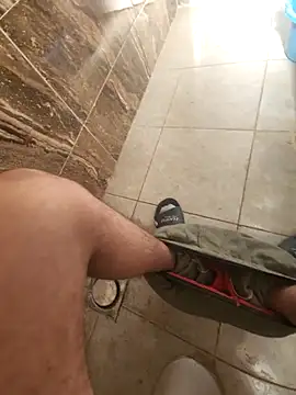 WelloffUpthrow online show from December 18, 8:10 am