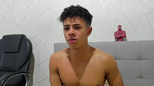 Alex Colton7 online show from September 21, 3:50 am