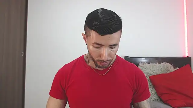 andrea de lucaa online show from March 5, 2:52 am