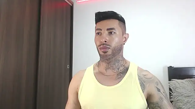 andrea de lucaa online show from February 28, 4:00 am