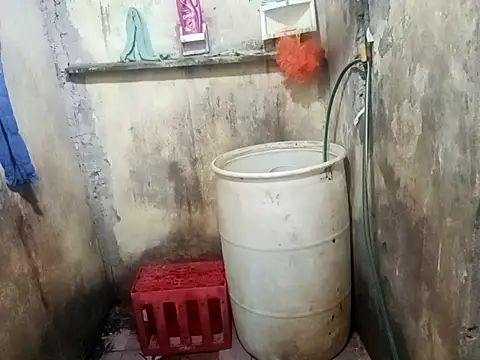 lalop221 online show from October 6, 2:38 am