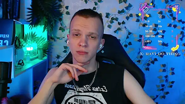 Snapshot of frozen_boy chatting on September 9, 3:55 pm frozen boy online show from September 9, 3:55 pm