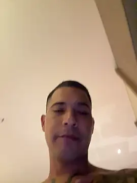 AndrewGmz online show from February 6, 12:18 am