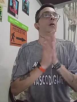 dinho carioca online show from November 7, 4:32 pm