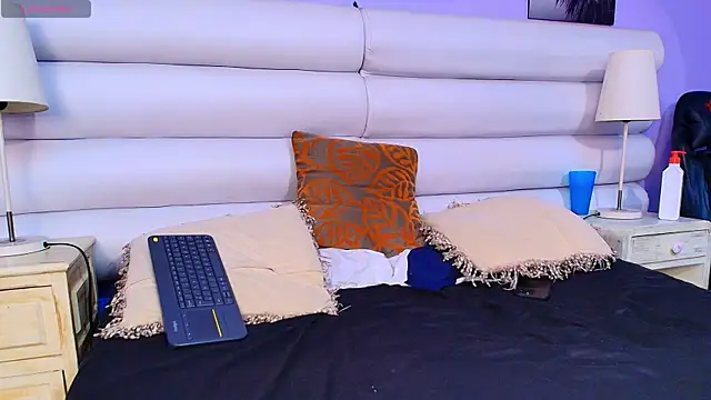 Dante Flamee online show from February 26, 2:07 pm