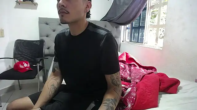 g0lden boss online show from January 14, 12:43 pm