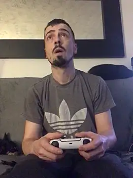 jaycoy22 online show from February 1, 9:02 pm