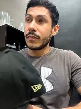 Snapshot of Darg98 chatting on September 13, 5:19 am Darg98 online show from September 13, 5:19 am