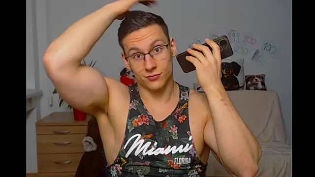 ZeinMiracles online show from January 10, 6:45 pm