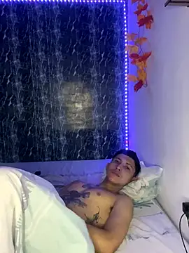 Snapshot of Alejandro_BigCock22 chatting on September 27, 2:20 am Alejandro BigCock22 online show from September 27, 2:20 am