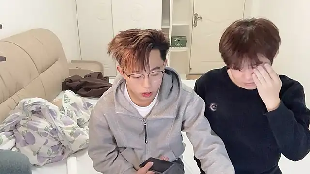 STxuguanhan online show from December 3, 1:39 pm