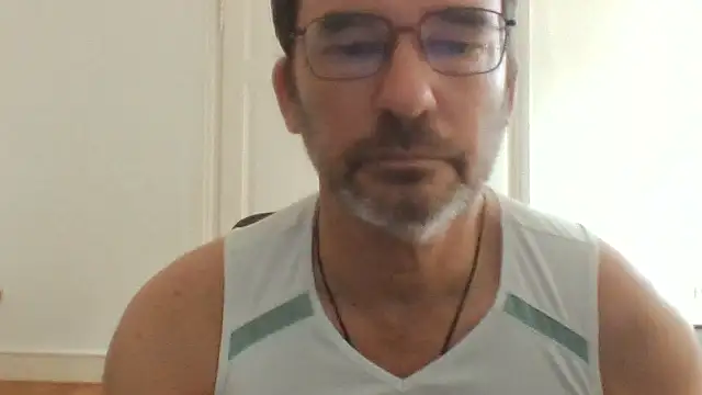 Snapshot of stallionrider88 chatting on September 20, 1:00 pm stallionrider88 online show from September 20, 1:00 pm