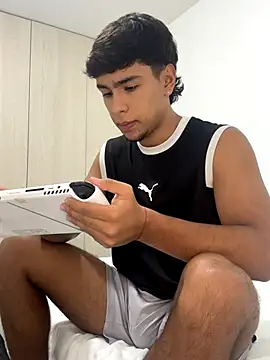 CHR58  online show from September 28, 6:33 am