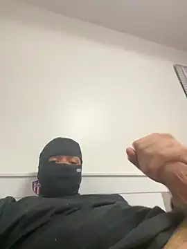 lionr0660 online show from February 10, 10:25 pm