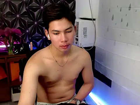 ursweet jade online show from November 6, 5:27 pm