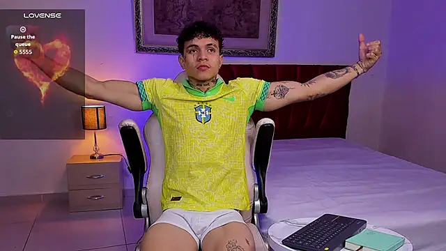 john mystic online show from April 6, 12:07 am