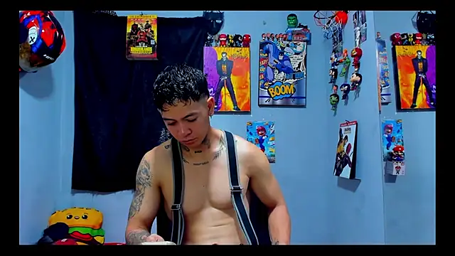 Snapshot of AlamJams chatting on September 15, 5:14 pm AlamJams online show from September 15, 5:14 pm