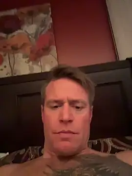 DILFiGuess11 online show from February 7, 7:04 am