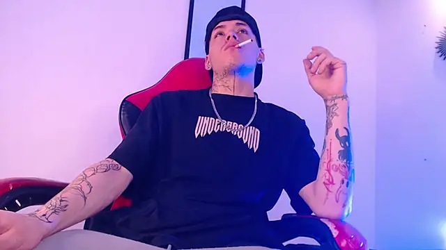 Anhonymus  online show from September 28, 4:21 am