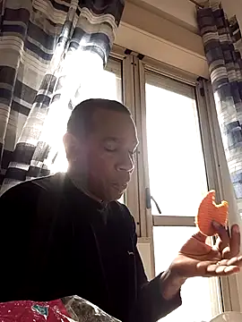 estrogeni online show from April 20, 6:05 am