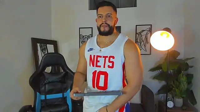 Justin kingX7 online show from February 20, 2:41 am