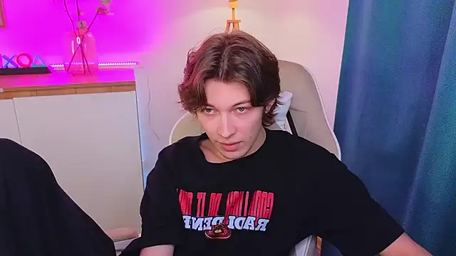  Den1s  online show from February 21, 12:50 pm