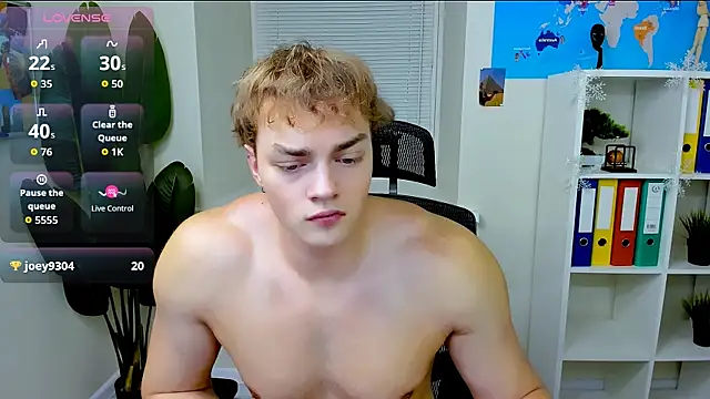 ChaseMuscular online show from January 8, 11:59 am