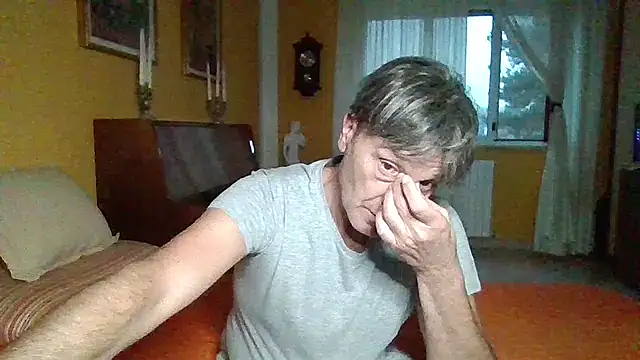 lattediyak online show from October 13, 5:35 am